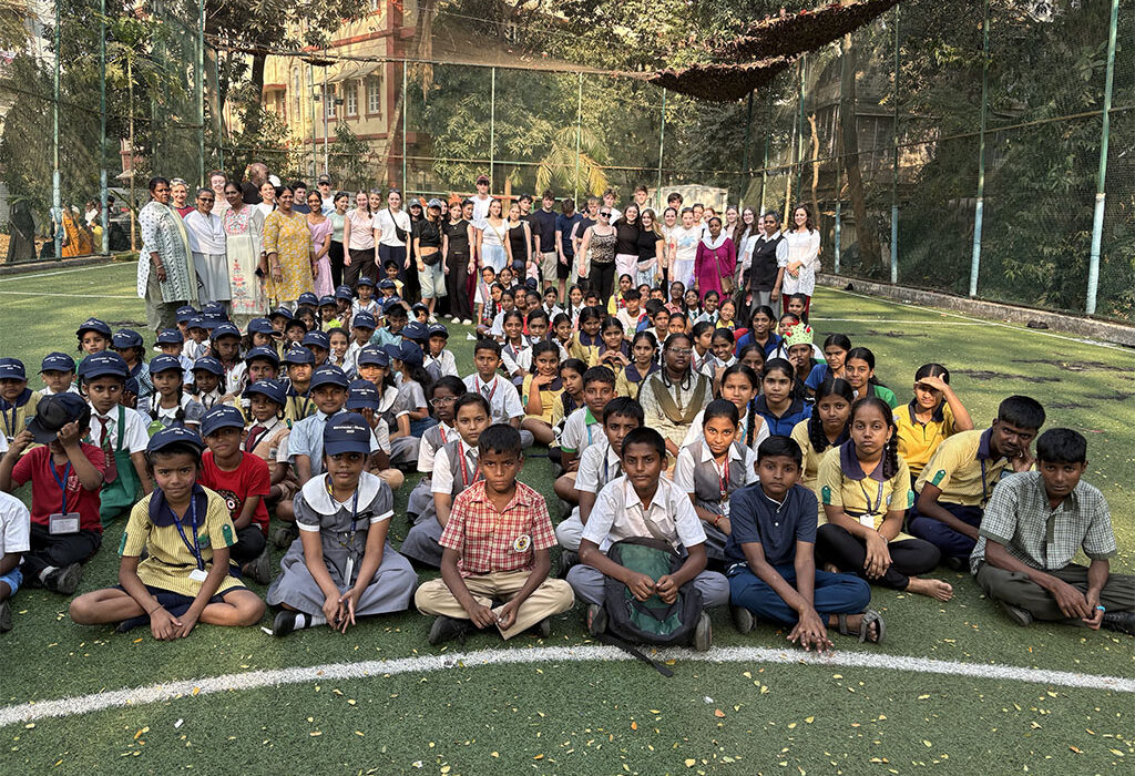 Photograph of the students at the Prem Dan Garden School